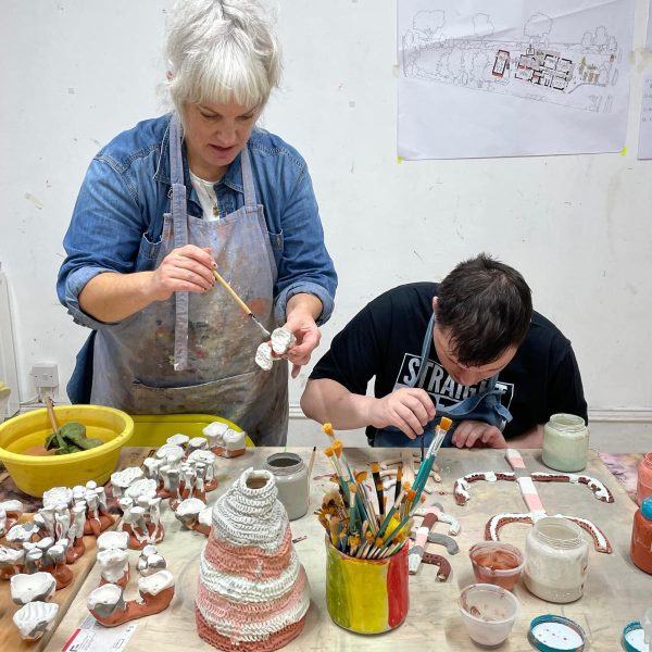 e4ea0afb-28e7-4ff6-ad4e-e373a88ffa3c